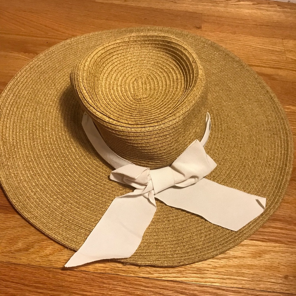 Riviera sun hat